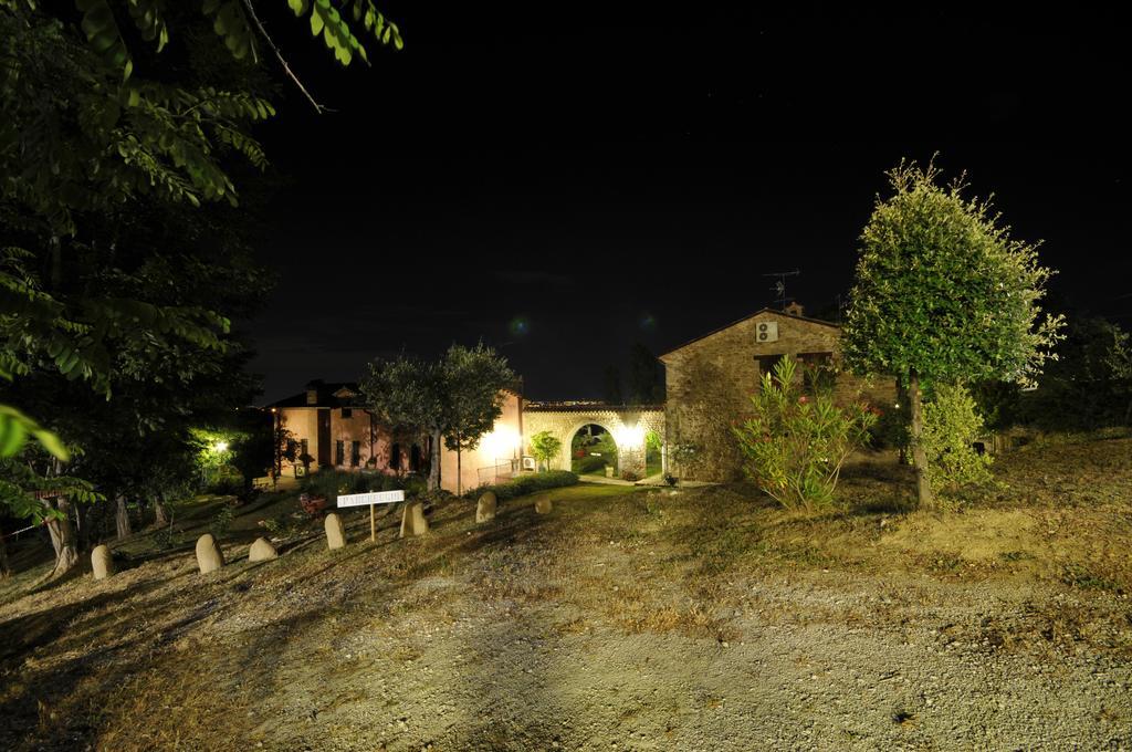 I Quattro Passeri Country House Santa Paola Exterior foto